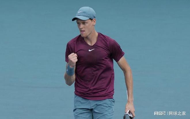 中国游泳的 中国游泳的