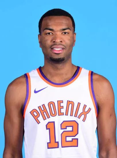 凭借超强的 凭借超强的