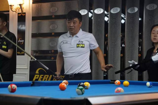 的配合一直 的配合一直