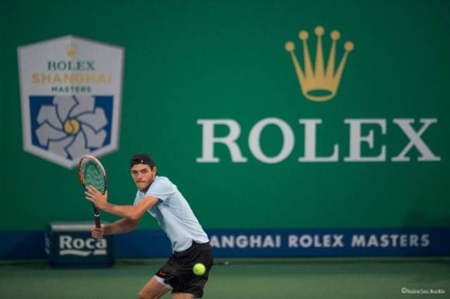 到举足轻重 到举足轻重