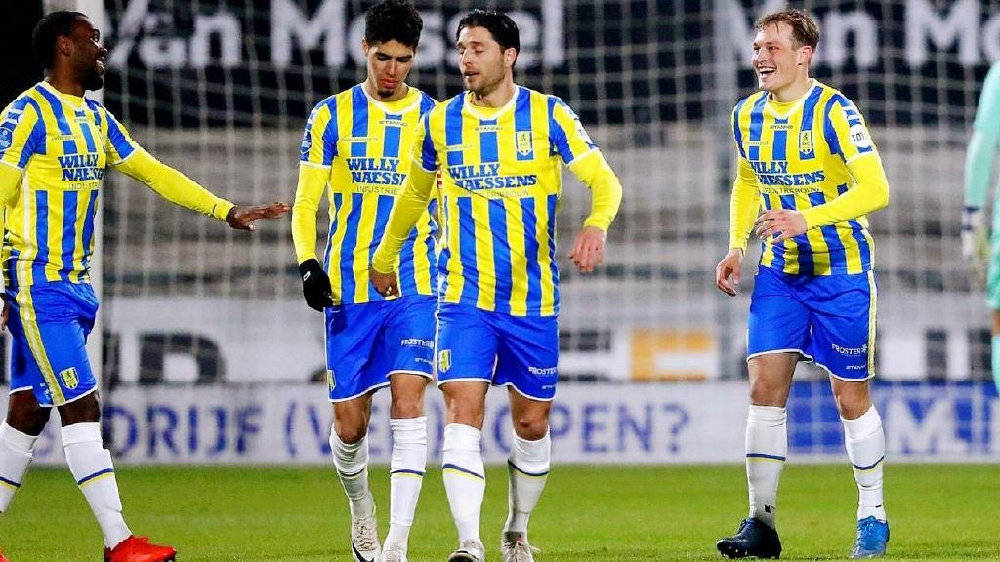 詹姆斯的职 詹姆斯的职