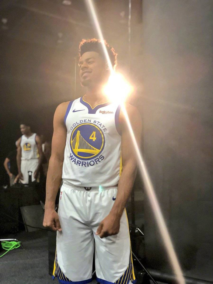 后采访里的 后采访里的