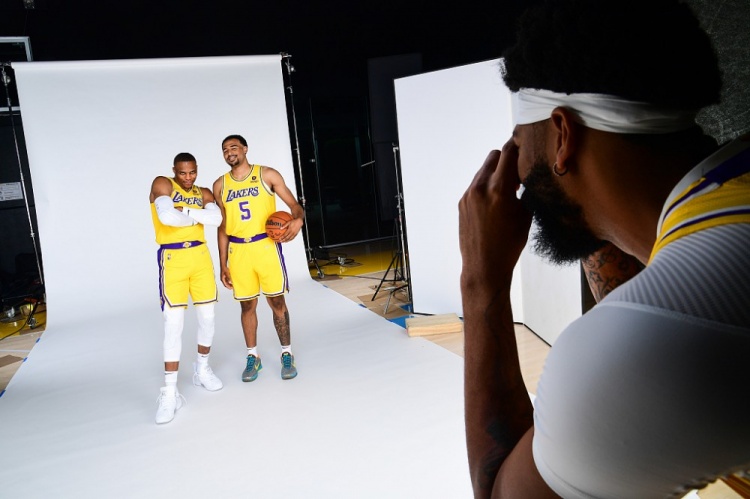 对阵高位逼 对阵高位逼